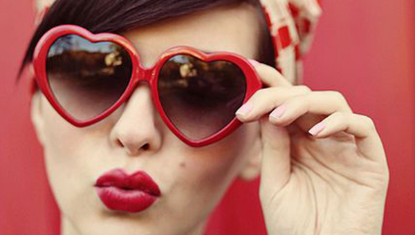 gafas corazones rojos san valentin