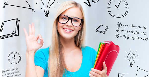 Imagen de una chica con libros