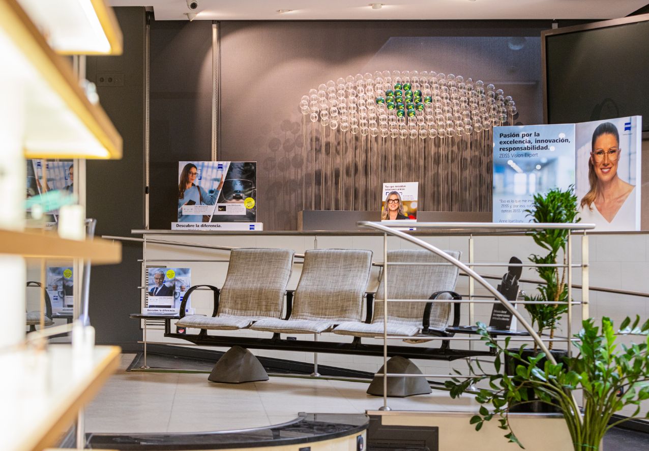 Galería 5 - Nosotros - Zamarripa Ópticos