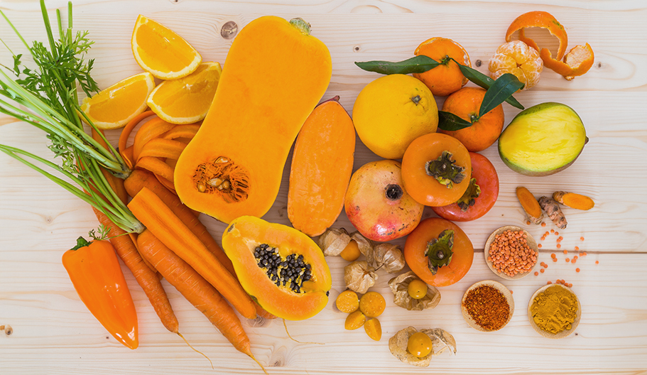 Frutas y verduras de color naranja